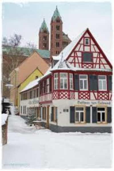 Ferienwohnungen Domblick Mit Historischem Innenhof Speyer Exterior foto